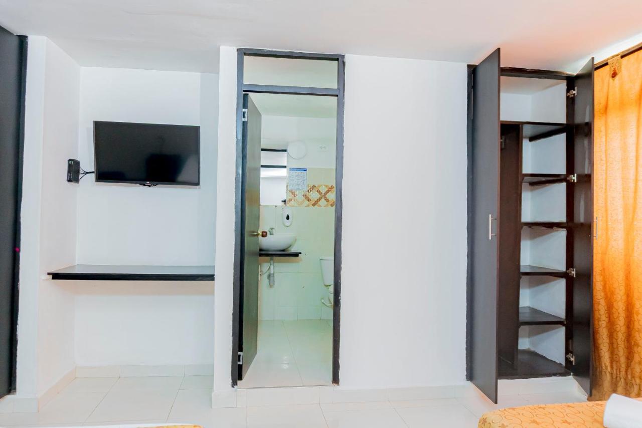 Hotel Sol Inn Santa Marta 外观 照片